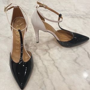 Calvin Klein “Brandy” pump